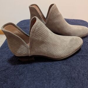 Lucky Brand Suede Tan Booties Sz 10